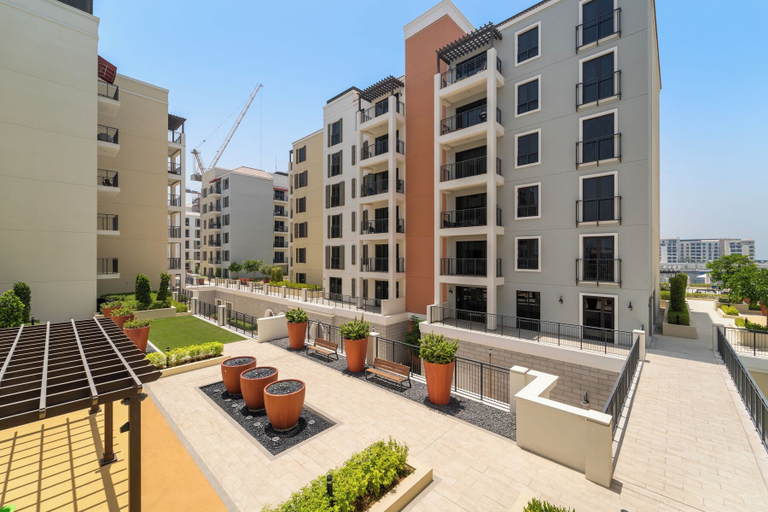 Terrace/patio 5, 1BR La Sirene Waterfront Escape, Dubai
