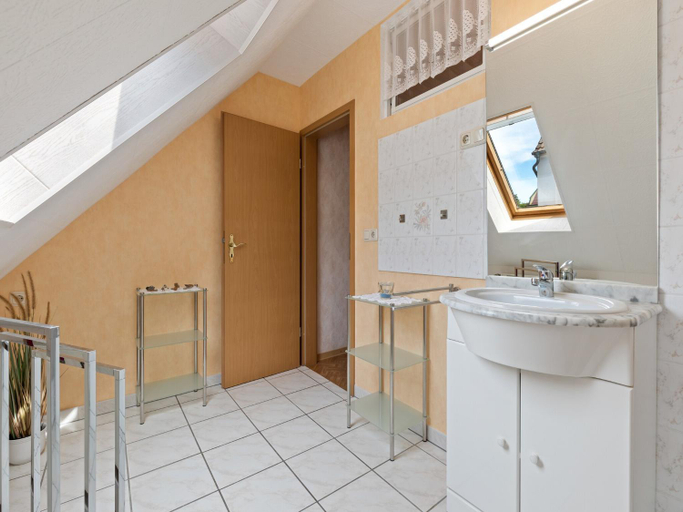 Bathroom 3, Charmante Ferienwohnung in Klutz, Nordwestmecklenburg