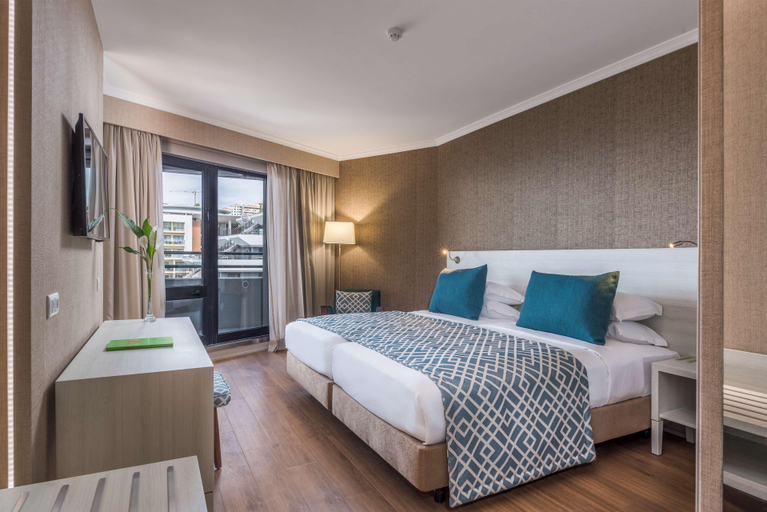Bedroom 3, Enotel Lido All Inclusive, Funchal