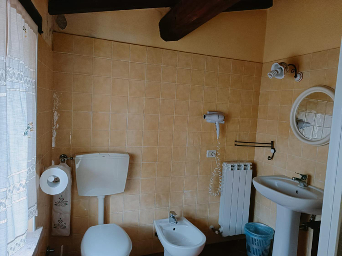 Bathroom 3, villa colticciola Agriturismo Marche, Pesaro E Urbino