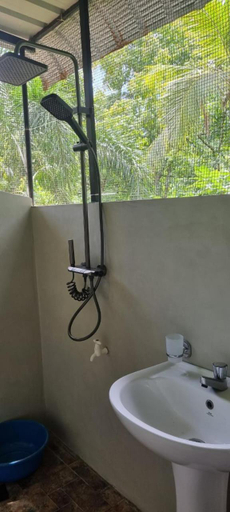 Bathroom 3, Breath House Hiriketiya, Dickwella