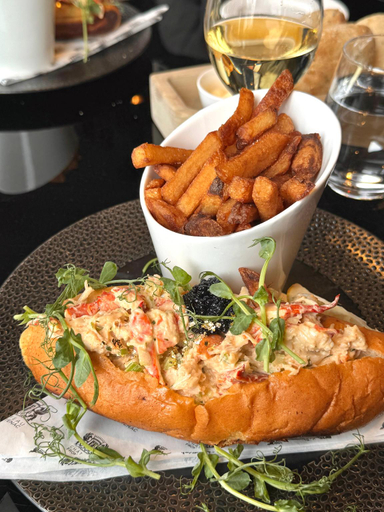 Food & Drinks 5, Fairmont Le Chateau Frontenac Hotel, Communauté-Urbaine-de-Québec