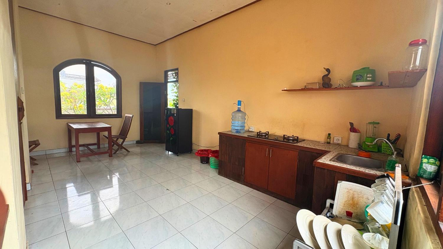 Others 4, Regina Guest House, Gianyar