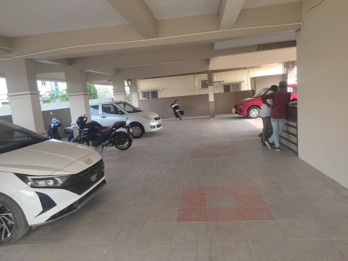 Parking 2, HAPPY STAYS ElITE, Krishna
