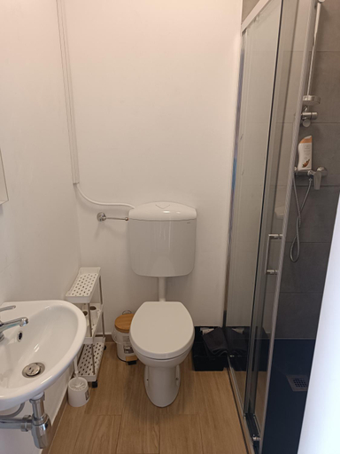 Others 3, Belvedere affitta camere con bagno privato, Verona