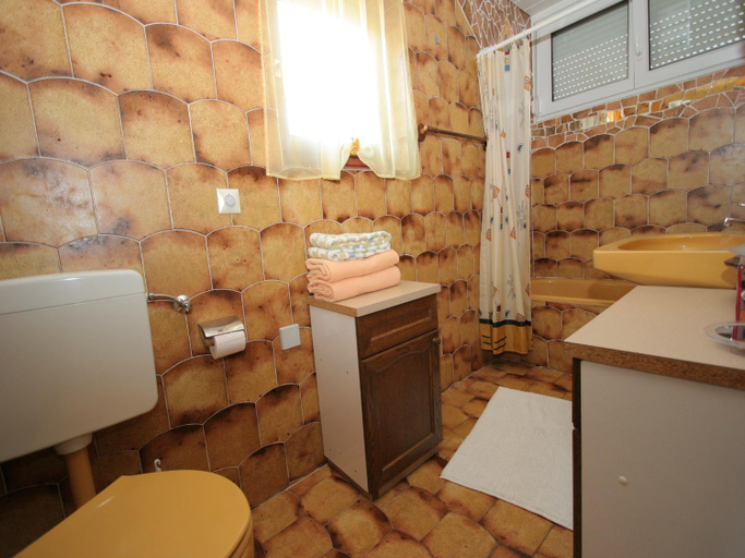 Bathroom, Holiday Home in Eberndorf near Petzen Ski Area, Völkermarkt
