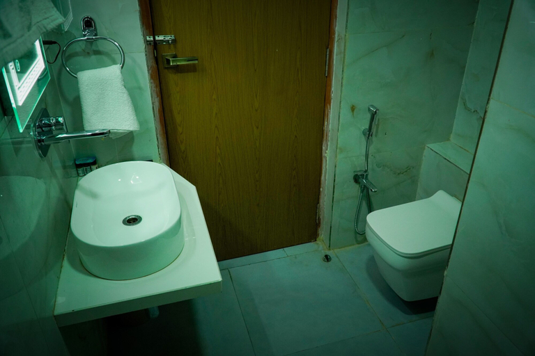 Bathroom 4, Hotel Jaisal Inn, Jaisalmer
