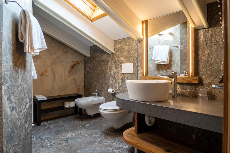 Bathroom 4, Garni Arnica, Trento