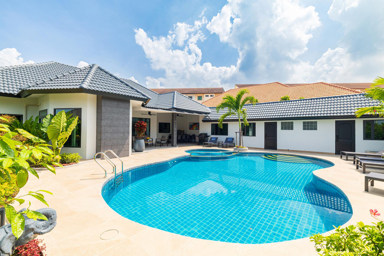 Sport & Beauty 2, Pattaya Hill minutes from the Beach / City, Bang Lamung