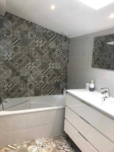 Bathroom 3, Les chambres d'hotes de Pascale, Gironde