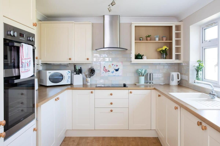 Others 3, Seaside detached 4bd home nr shops Parking Garden, West Sussex
