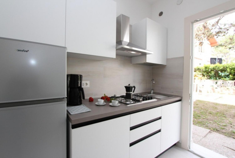 4, Relaxing villa with garden, Venezia