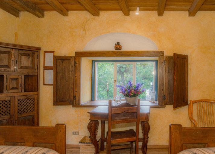 Bedroom 2, Hacienda Cusin, Otavalo