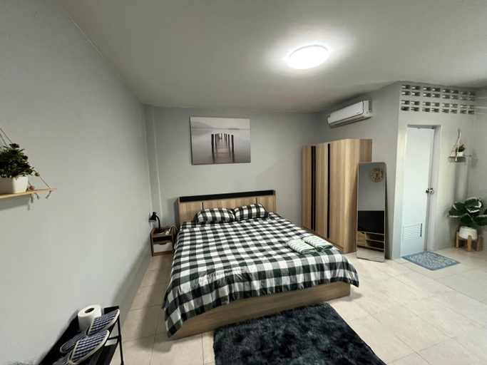 Others 5, 84 Bar & Guest House, Pulau Phuket