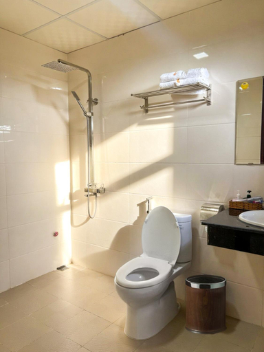 Others 3, Phu Tien Hotel QB, Đồng Hới