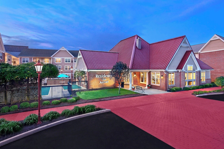 Exterior & Views 2, Residence Inn by Marriott Hartford Avon, Hartford