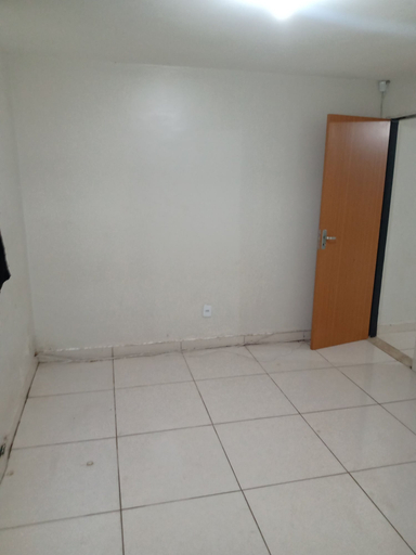 Room 5, M norte, Brasília