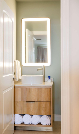Bathroom 4, The Islander, Bayside Townhomes & Boat Slips, Monroe