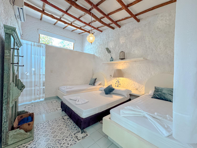 Bedroom 2, Hosteria Casa del Angel, Villavieja