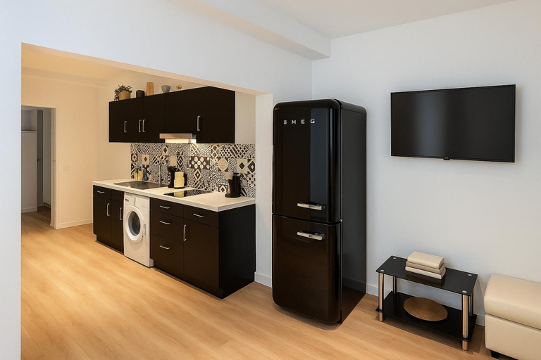 Others 3, GAMBETTA residences Paris center, Paris