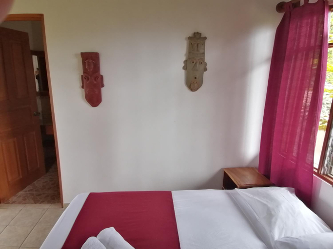 Bedroom 2, La Ceiba Tree Lodge, Tilarán