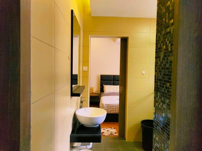 Bathroom 5, ioic, Kulaijaya