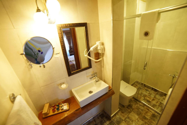 Bathroom 4, Sarnıc Butik Otel, Kadıköy