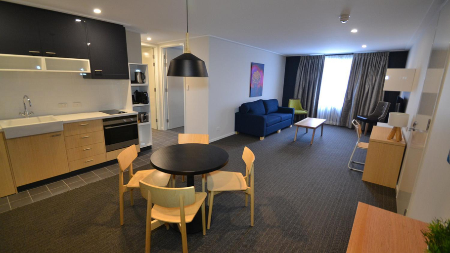 Others 2, The Astor Suites, Goulburn Mulwaree - Goulburn