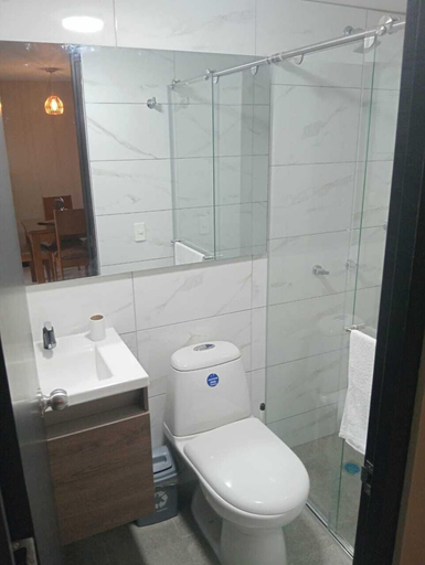 Bathroom 2, APARTAMENTOS CERCA AL PARQUE DEL CAFE, Circasia