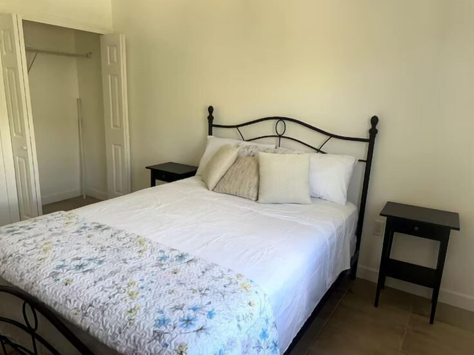 Room 4, St. Kitts Castle Premium Suites