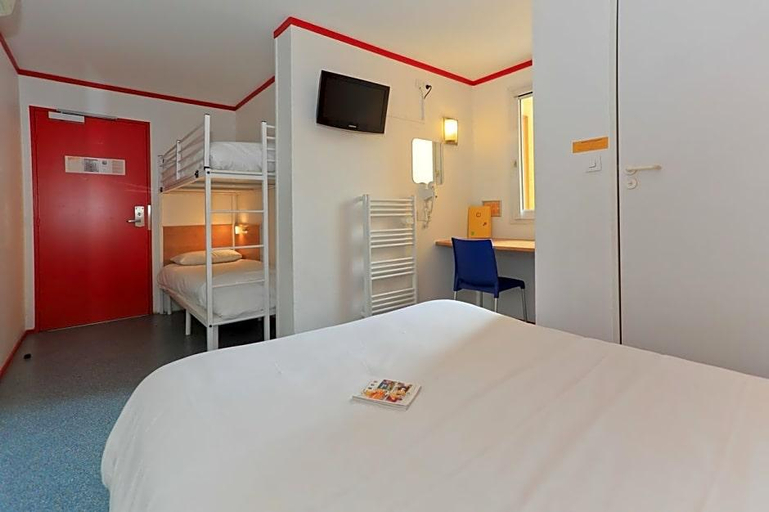 Bedroom 3, Kyriad Direct Bordeaux Est Lormont, Gironde