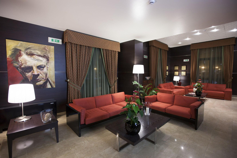 Public Area, Albergo Vittoria, Trapani