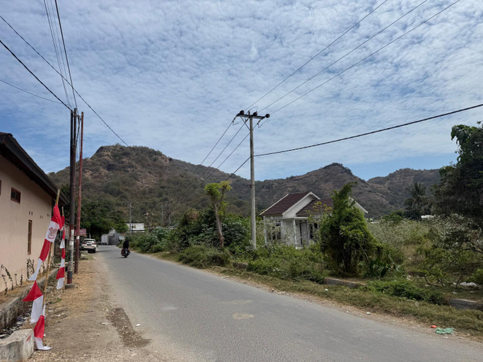 Others 5, Sumbawa Maluk Homestay Kost tika, West Sumbawa