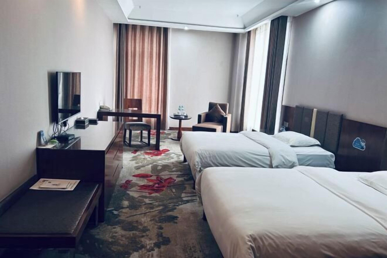 Bedroom 3, Shuang Long Hotel, Zhangye