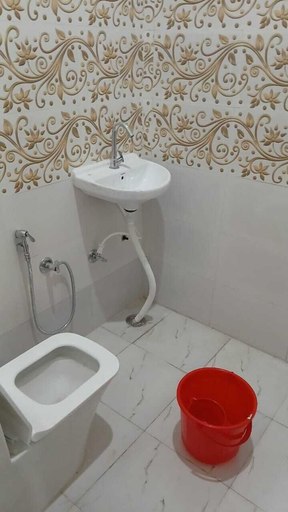 Bathroom 3, J.R Palace Hotel & Banquet, Rampur