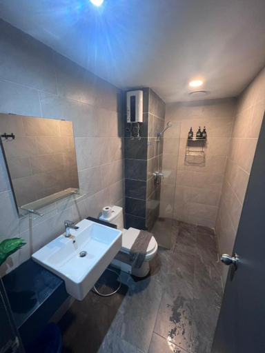 Bathroom 3, [OS] Emporis Kota Damansara SOHO by Sleepy Bear, Petaling Jaya