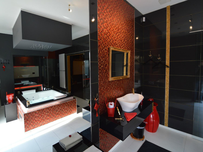 Bathroom 3, Holiday Home in Welkenraedt with Sauna, Liège