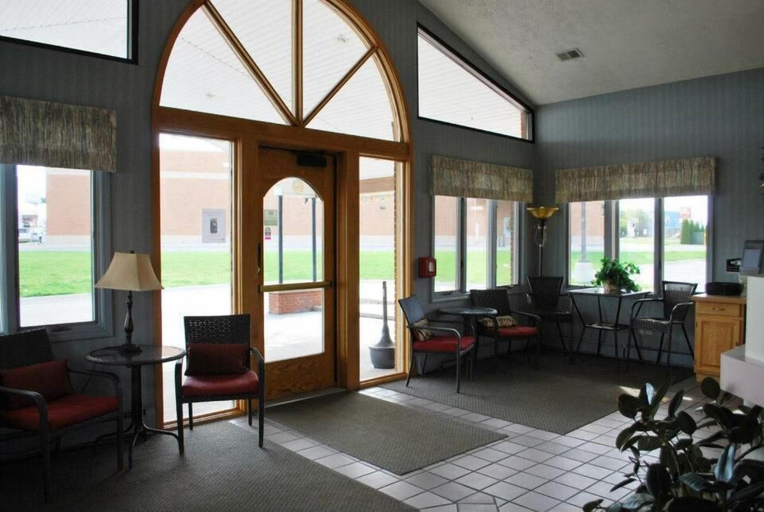 Public Area 4, Fleetwood Inn & Suites, Cheboygan