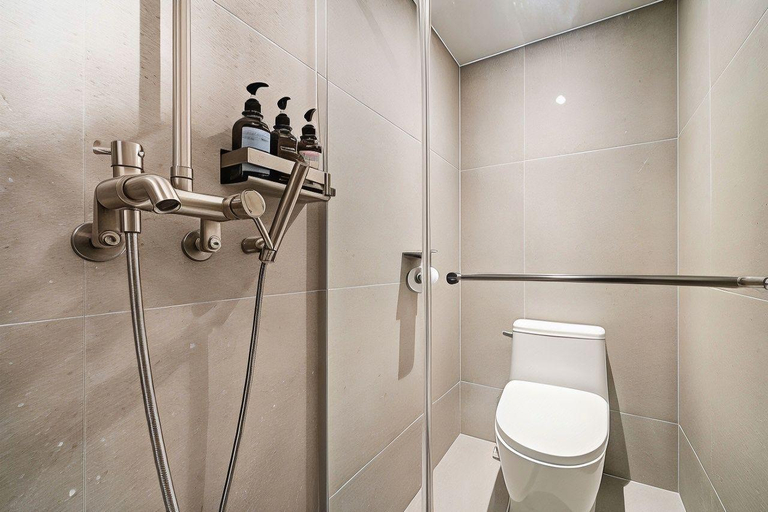 Bathroom 4, WABA Classic Gwanganri , Suyeong