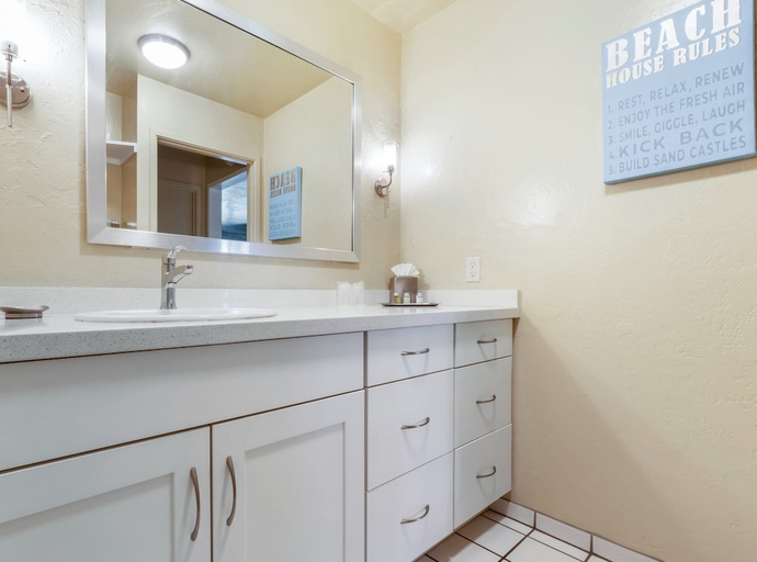 Bathroom 3, Plantation Hale Suites, Kauai