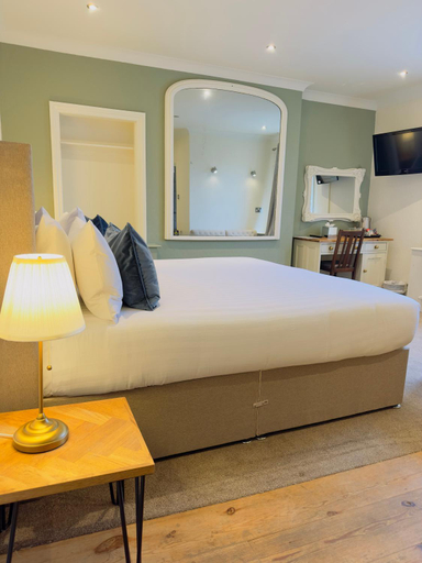Bedroom 2, The Inn at Cheltenham Parade, North Yorkshire