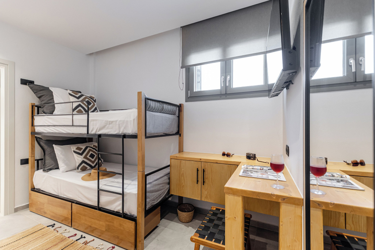 Extra beds 4, Alkema Horizon, South Aegean
