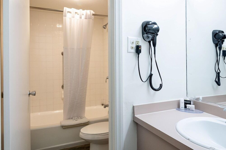 Bathroom 4, Ramada by Wyndham Yuma, Yuma