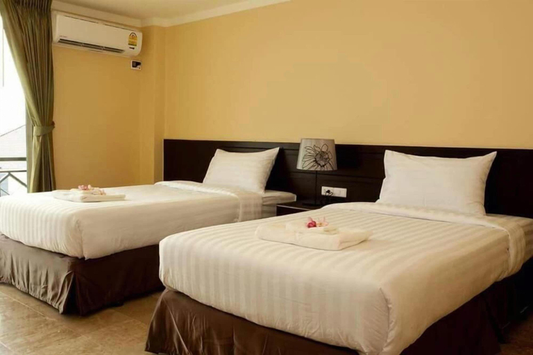 Bedroom 2, J&Y Lodge Hotel, Muang Chon Buri