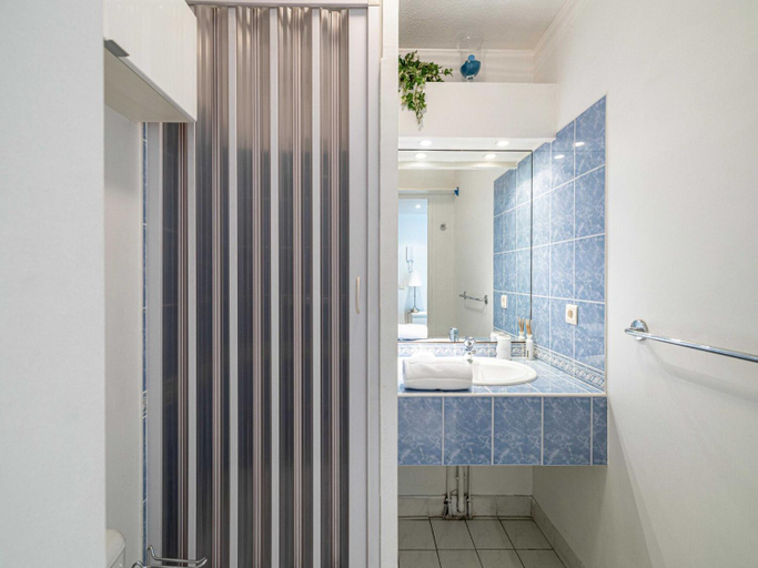 Bathroom 3, Charming Studio with balcony & pool -Heart of Nice, Alpes-Maritimes