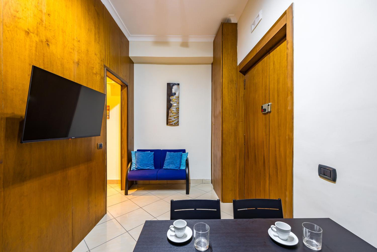 Others 2, Toledo Bright Apartment by Wonderful Italy, Napoli