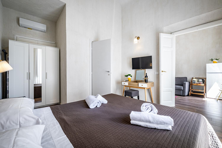 Bedroom 2, La Loggia del Porcellino, Florence