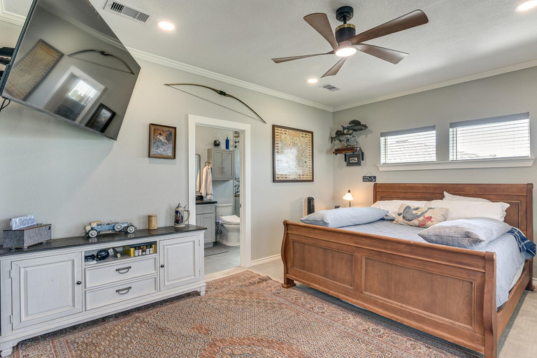 Bedroom 2, Island Beach, Fish Swim, Galveston