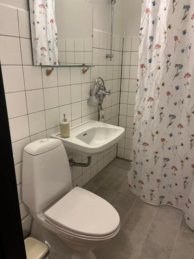Bathroom 3, Egtved Hotel, Vejle