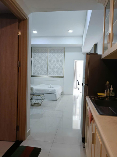Kitchen, Macy Apt @ Rivergate - Infinity Pool. Center Ben Thanh, District 4
